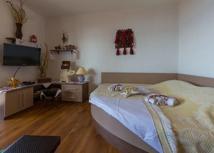 Romantisches Studio-apartment Nur 650 Meter Zum Mit Meerblick, Fitnessraum * Crikvenica