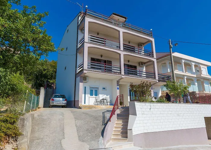 Apartamento Romantisches Studio-apartment Nur 650 Meter Zum Mit Meerblick, Fitnessraum Crikvenica